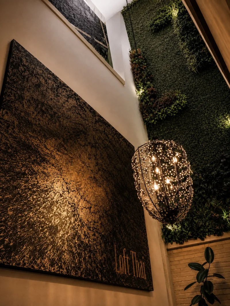 SUKHUMVIT 38 / THONG LO Loft Thai location