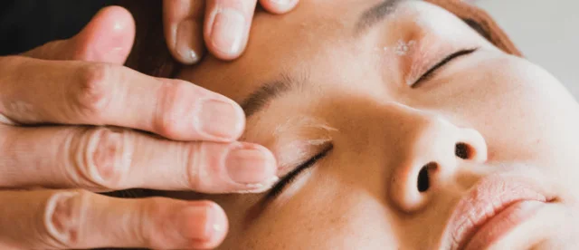 HydraFacial vs Facial Treatment: Process, Price and Choice