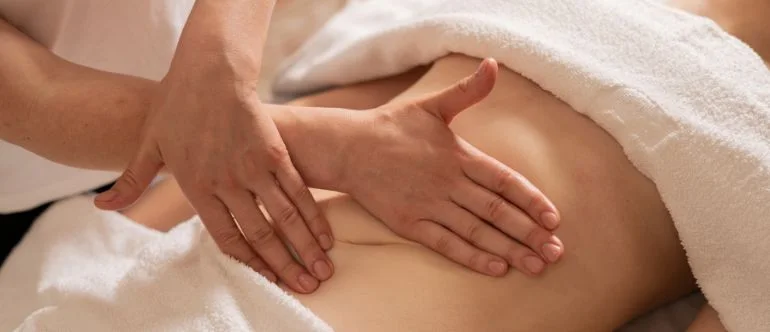 Postpartum Massage Bangkok: Timing, Comfort and Safety