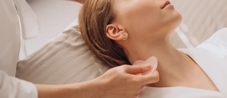 Thai Herbal Compress Massage: Process, Herbs and Safety