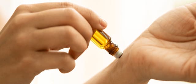 Aromatherapy Oil Massage vs Swedish Massage: How They Differ and What to Expect - Loft Thai Spa