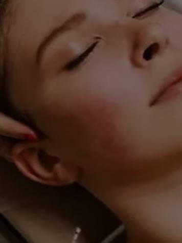 Signature Scalp & Facial Spa