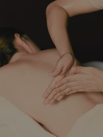 Golden Aroma Oil Massage